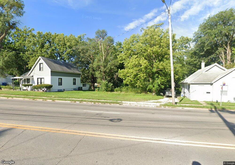 2004 Mlk jr Pkwy, Des Moines, IA 50314 - photo 1