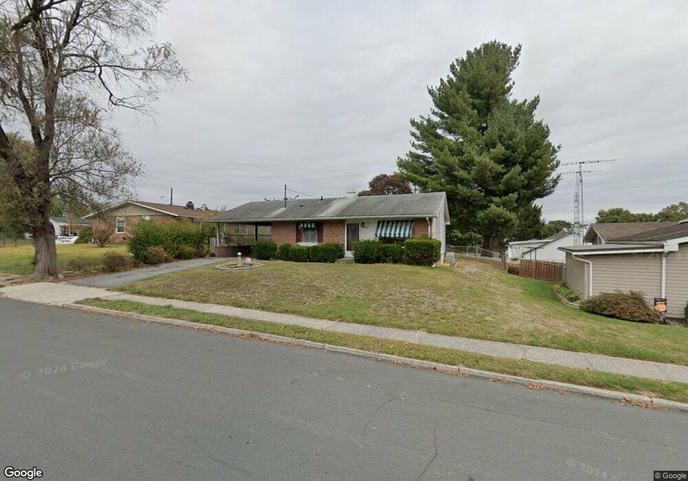 1208 Outer Dr, Hagerstown, MD 21742 - photo 1