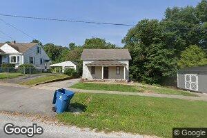 401 E Cross St, Dongola, IL 62926
