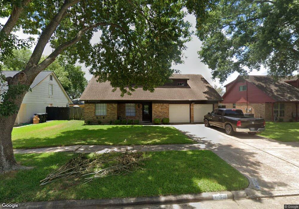 10918 Arendale St, Houston, TX 77075 - photo 1