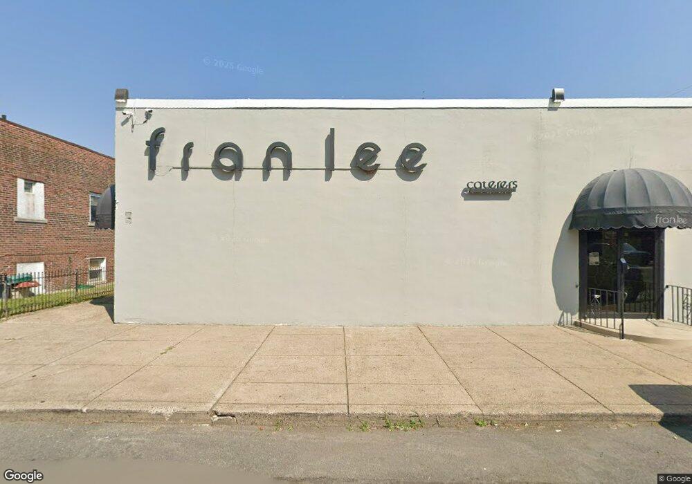 4554 Almond St, Philadelphia, PA 19137 - photo 1