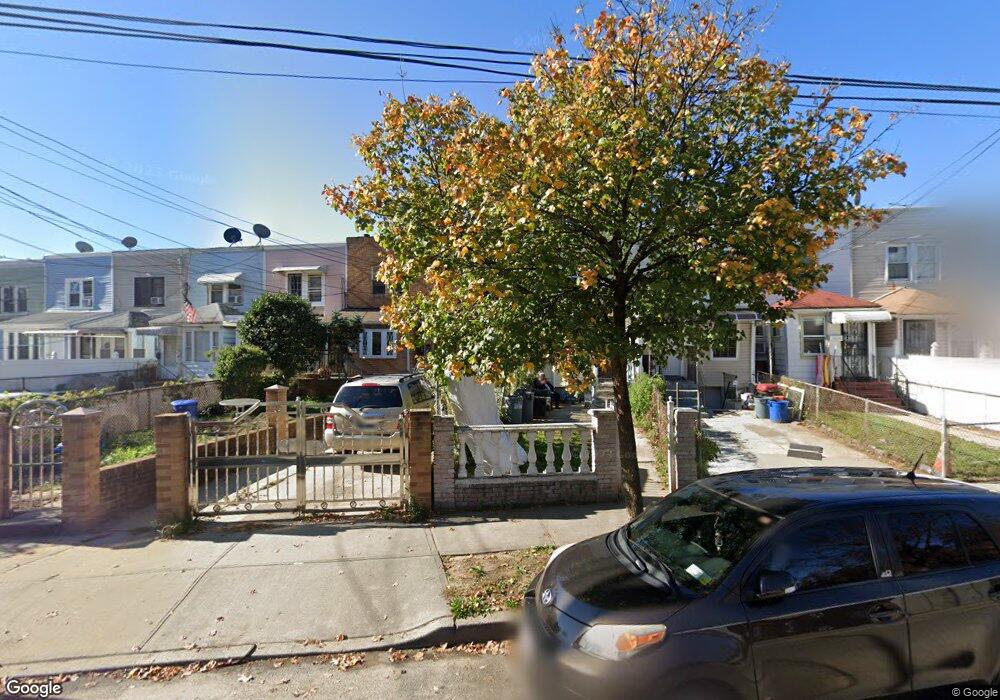 11822 155th St, Jamaica, NY 11434 - photo 1