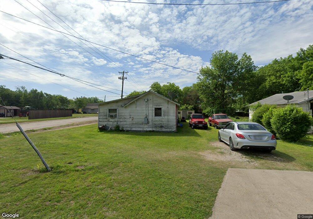 501 W Waco St, Ennis, TX 75119 - photo 1