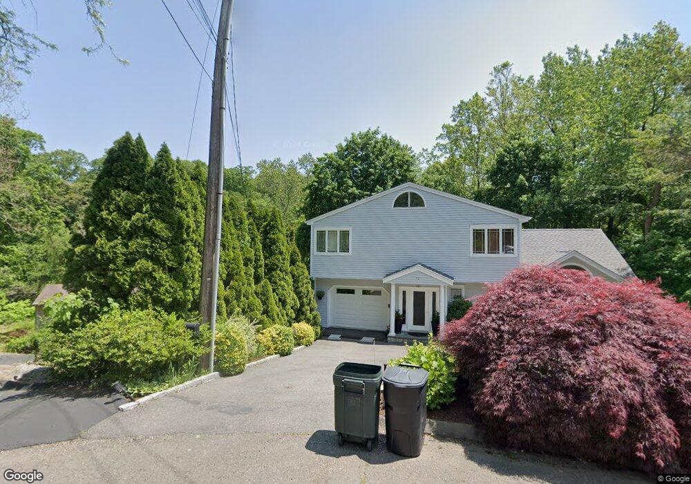 12 Riverview Ct, Greenwich, CT 06831 - photo 1