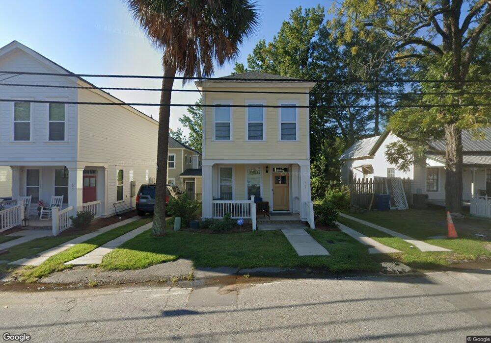 529 Center St, West Columbia, SC 29169 - photo 1