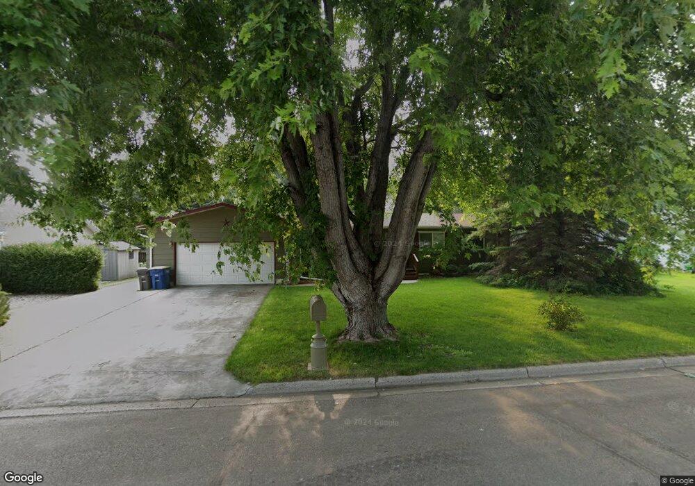 309 20th Ave NE, Jamestown, ND 58401 - photo 1