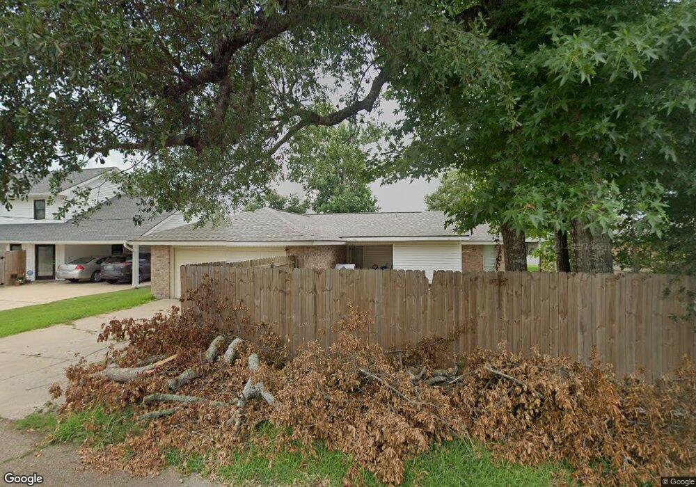 4227 Holly Hill Ct, Lake Charles, LA 70605 - photo 1