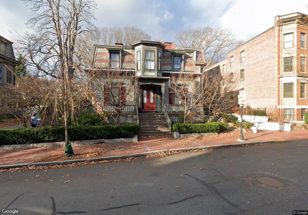 33 Linnaean St unit 4, Cambridge, MA 02138 - photo 1