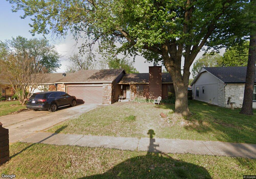 1912 N Eucalyptus Ave, Broken Arrow, OK 74012 - photo 1