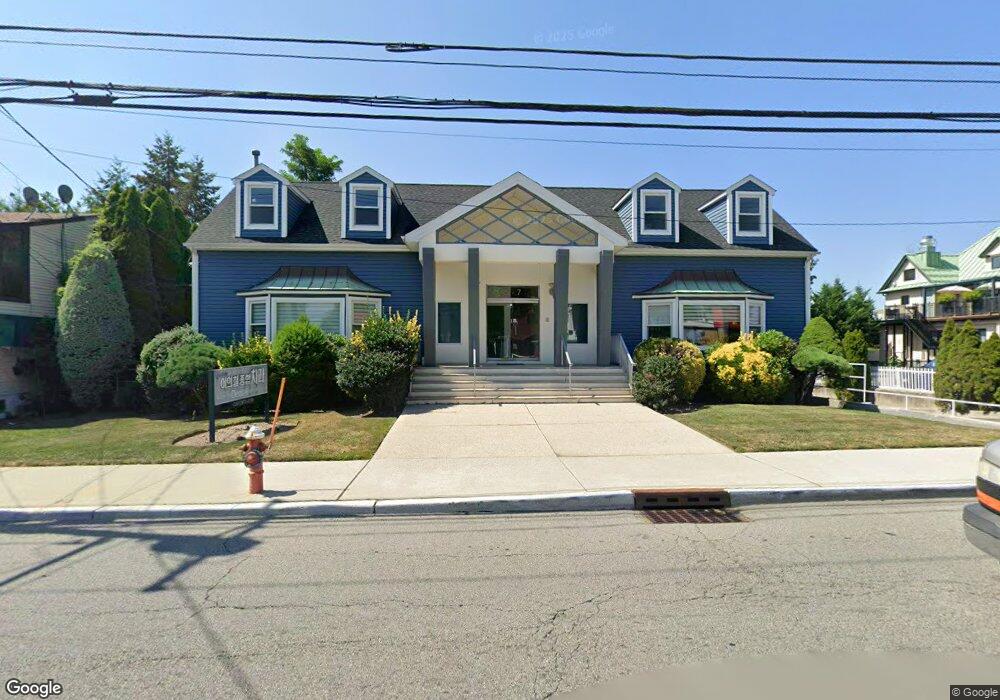 7 Sylvan Ave, Englewood Cliffs, NJ 07632 - photo 1