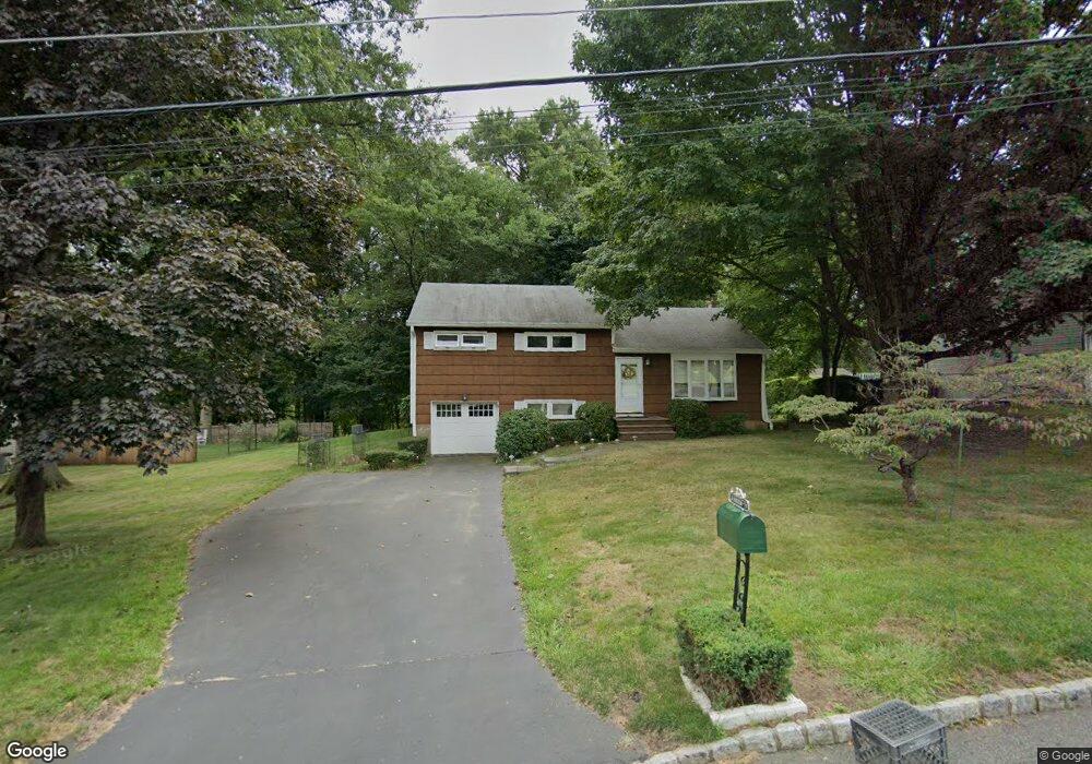 24 Countrywood Dr, Morris Plains, NJ 07950 - photo 1