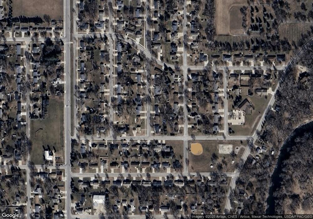 2103 10th St SW, Austin, MN 55912 - photo 1