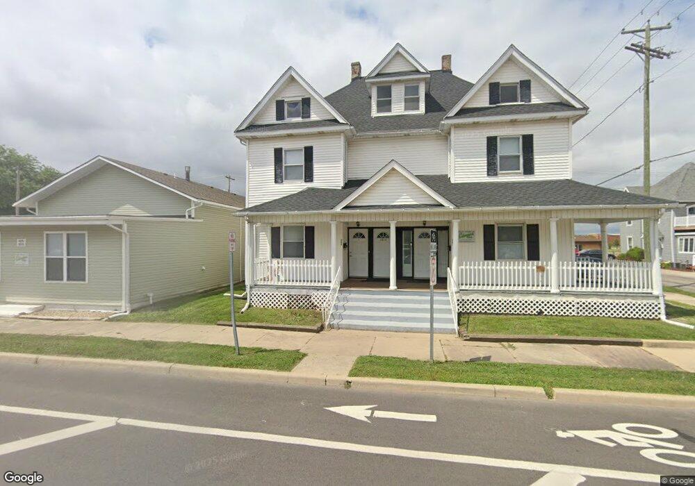 404 W Main St, Muncie, IN 47305 - photo 1