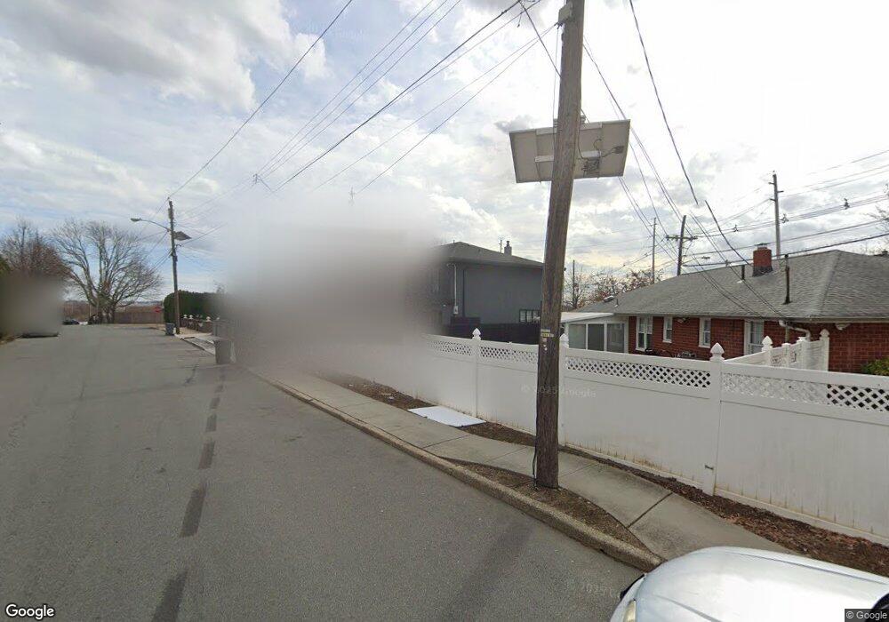 6 Lausecker Ln, Secaucus, NJ 07094 - photo 1