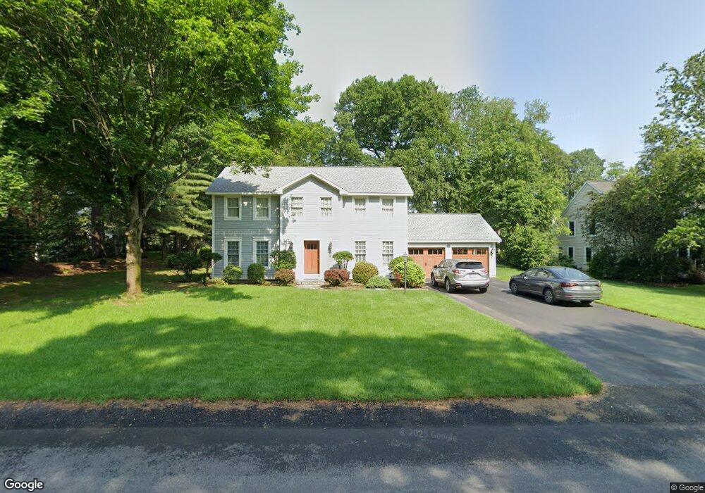 15 Macaulay Ln, Schenectady, NY 12309 - photo 1