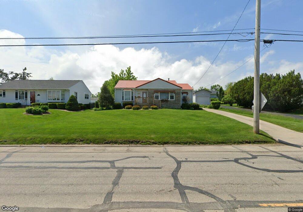 35 Wilson Ave SW, Cedar Rapids, IA 52404 - photo 1