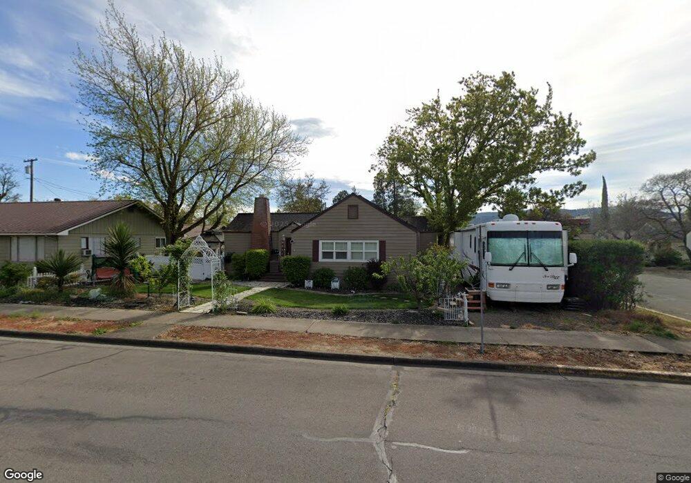 214 S 4th St, Central Point, OR 97502 - photo 1