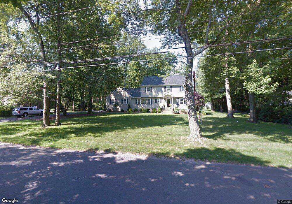 819 Galloping Hill Rd, Fairfield, CT 06824 - photo 1