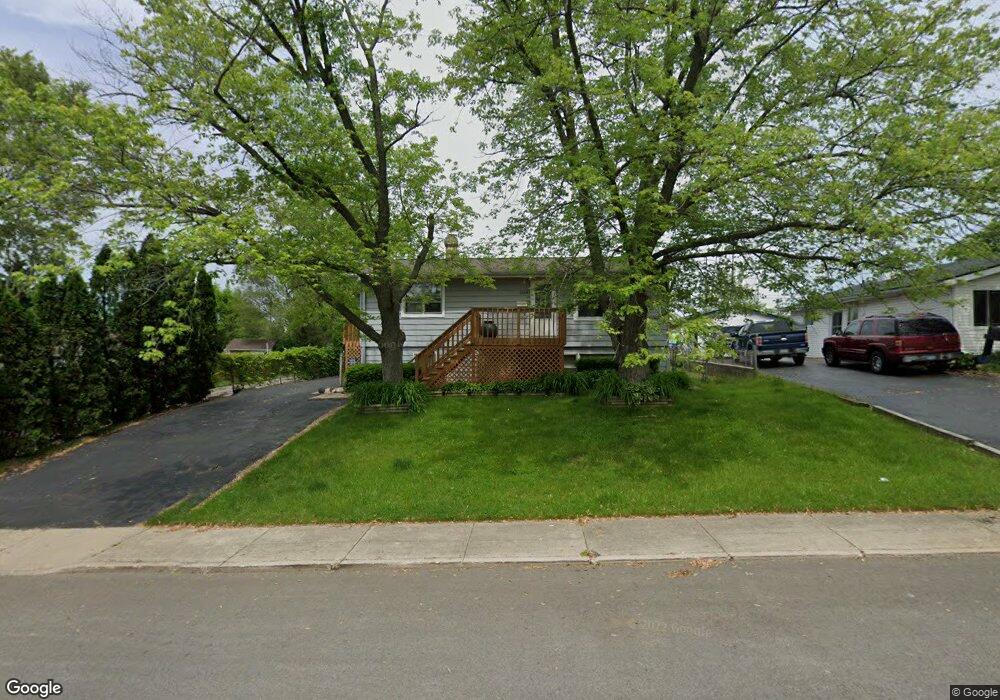 1149 Denver Dr, Carpentersville, IL 60110 - photo 1