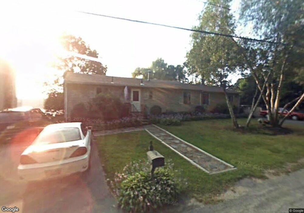 510 Lake Shore Dr, Warwick, RI 02889 - photo 1