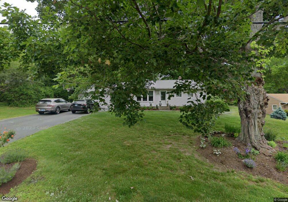 152 Putting Green Rd, Fairfield, CT 06825 - photo 1