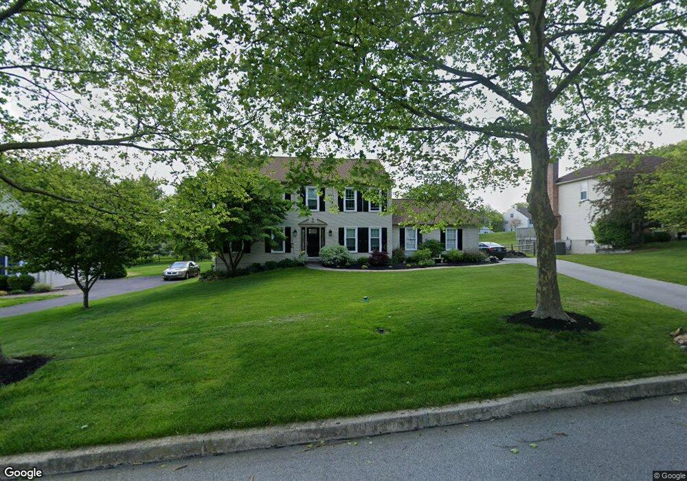 318 Tapestry Cir, Exton, PA 19341 - photo 1