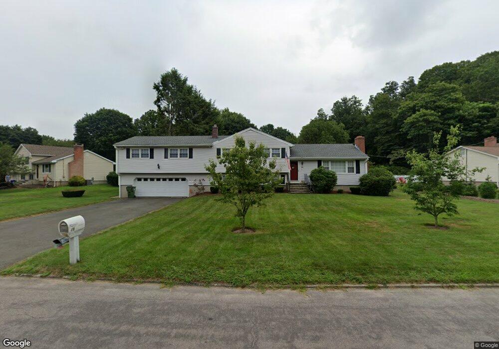 38 Weeping Willow Ln, Fairfield, CT 06825 - photo 1