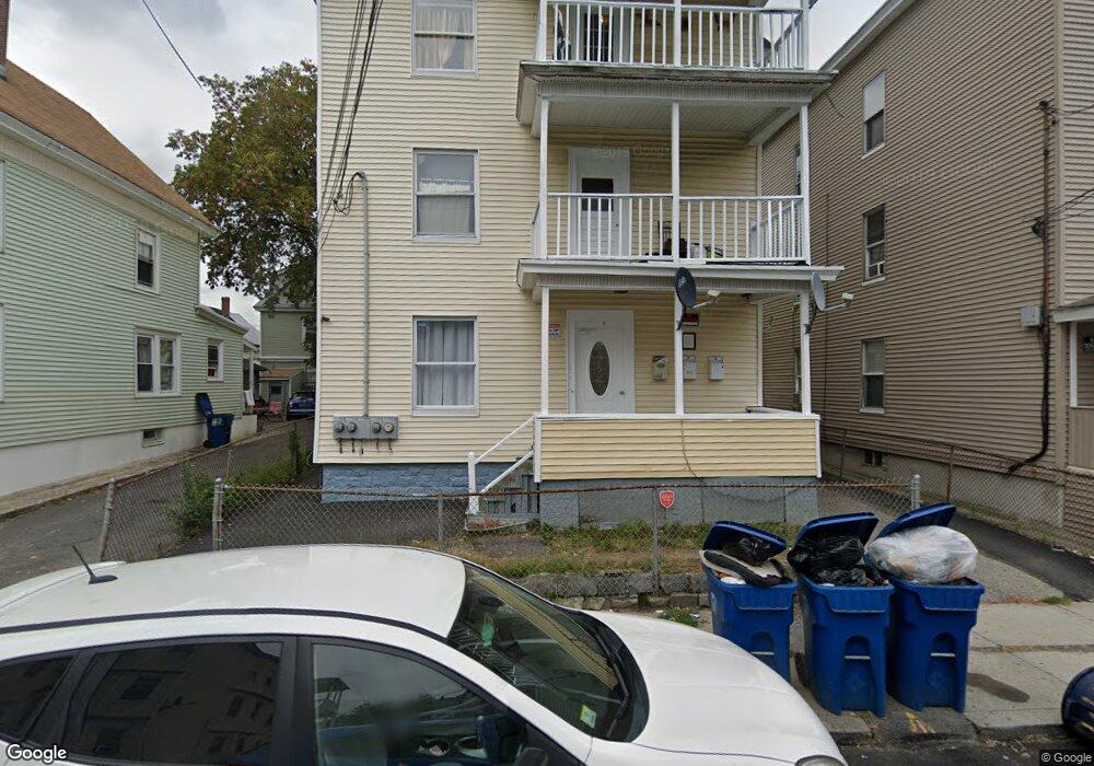 9 Bunkerhill St unit 3, Lawrence, MA 01841 - photo 1