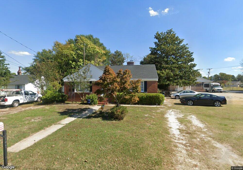 1067 Southern Ave, Fayetteville, NC 28306 - photo 1