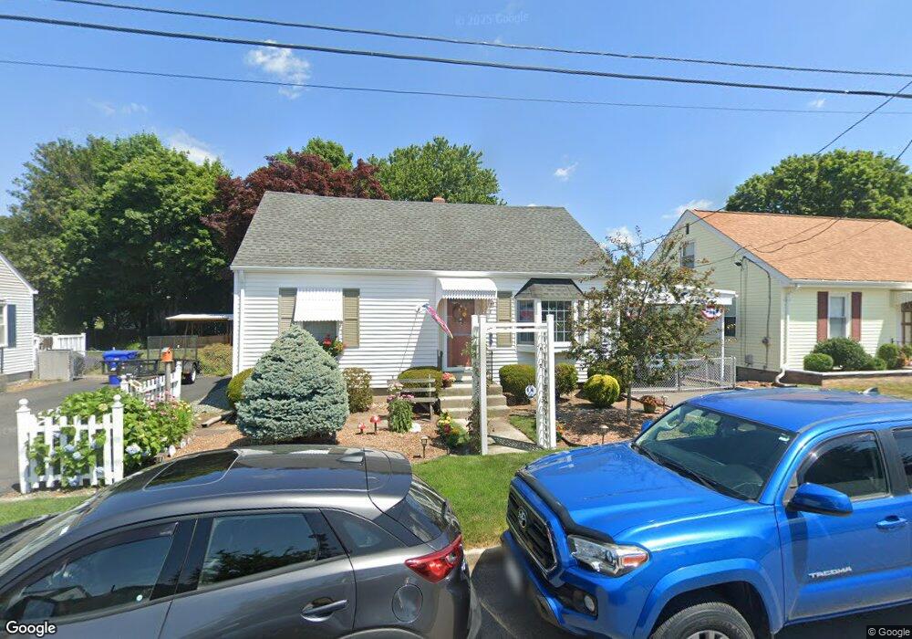 8 Mowry St, Pawtucket, RI 02861 - photo 1