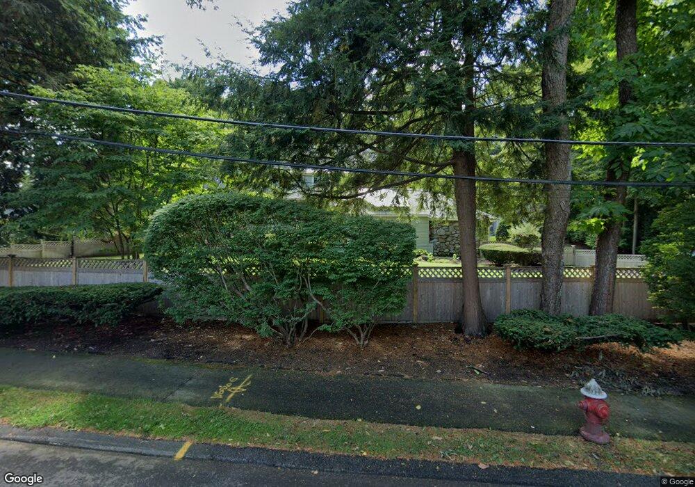 8 Hillside Rd, Wellesley Hills, MA 02481 - photo 1