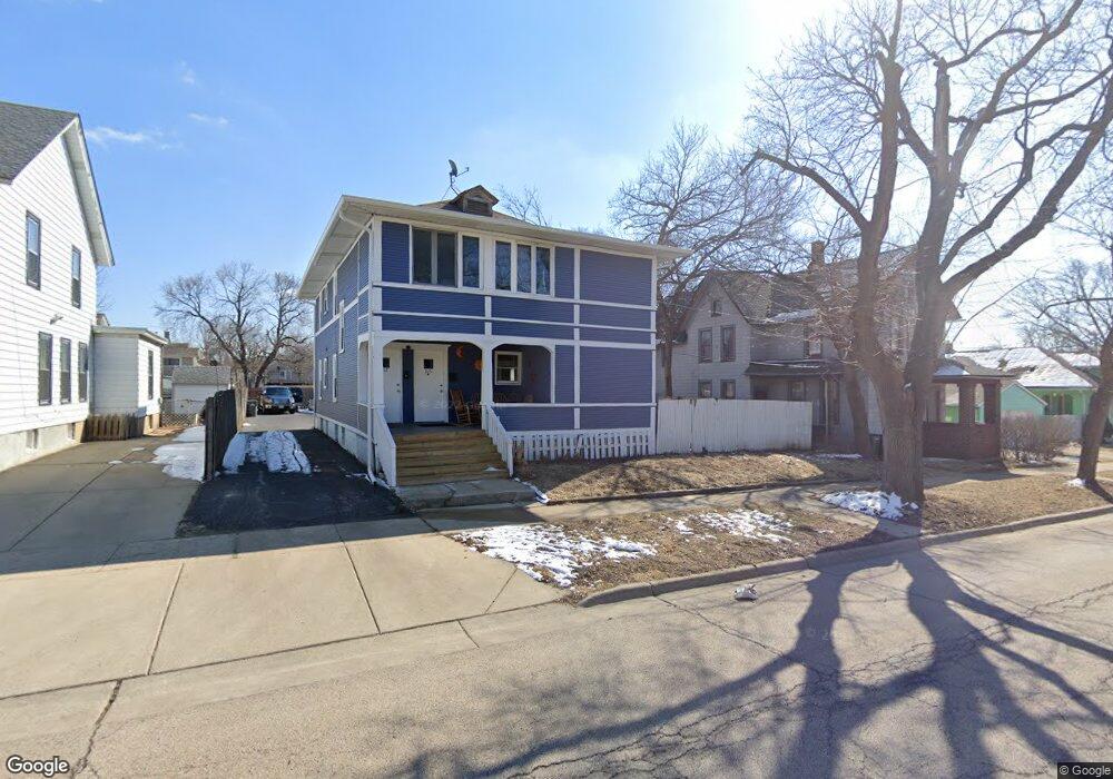 315 N Spring St unit 17, Elgin, IL 60120 - photo 1