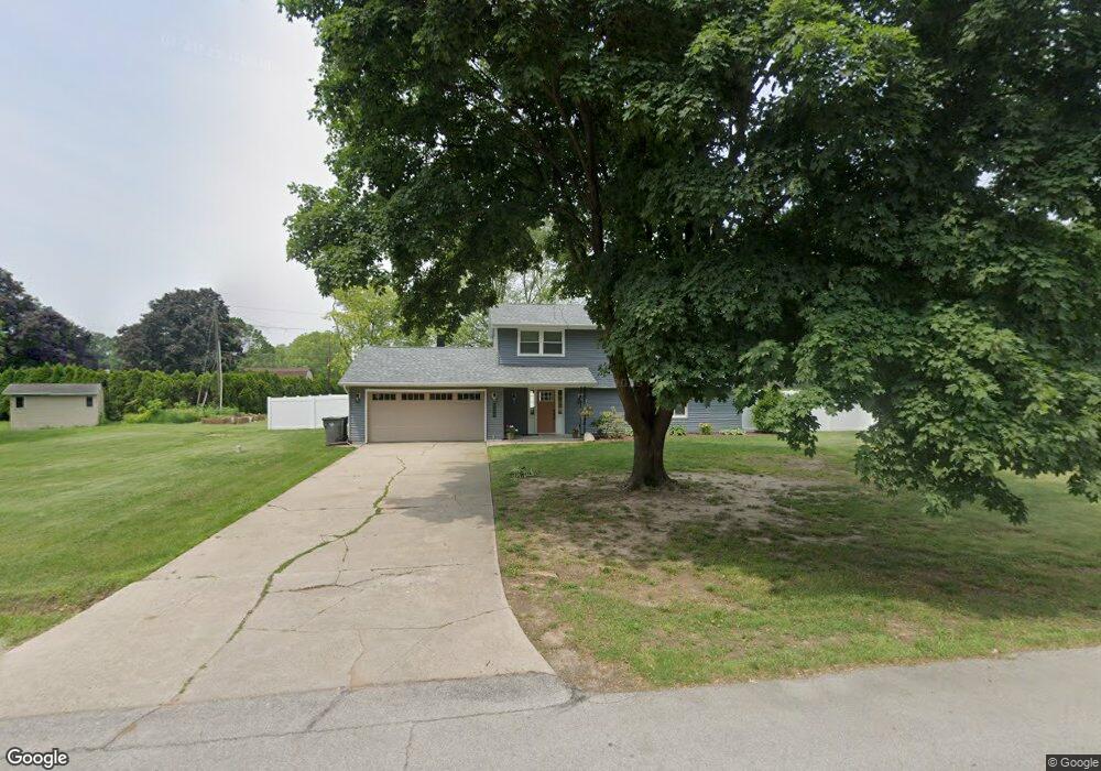 53401 Crestview Dr, South Bend, IN 46635 - photo 1