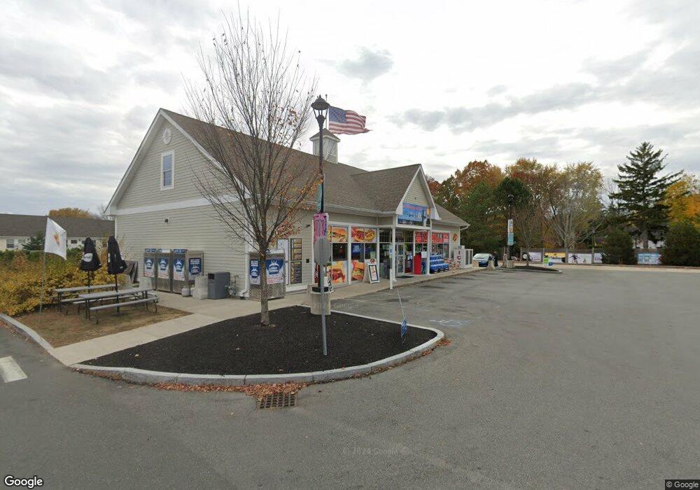 83 Storey Ave, Newburyport, MA 01950 - photo 1