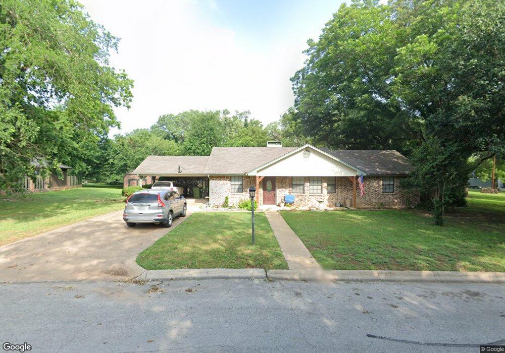 208 Jean Dr, Springtown, TX 76082 - photo 1