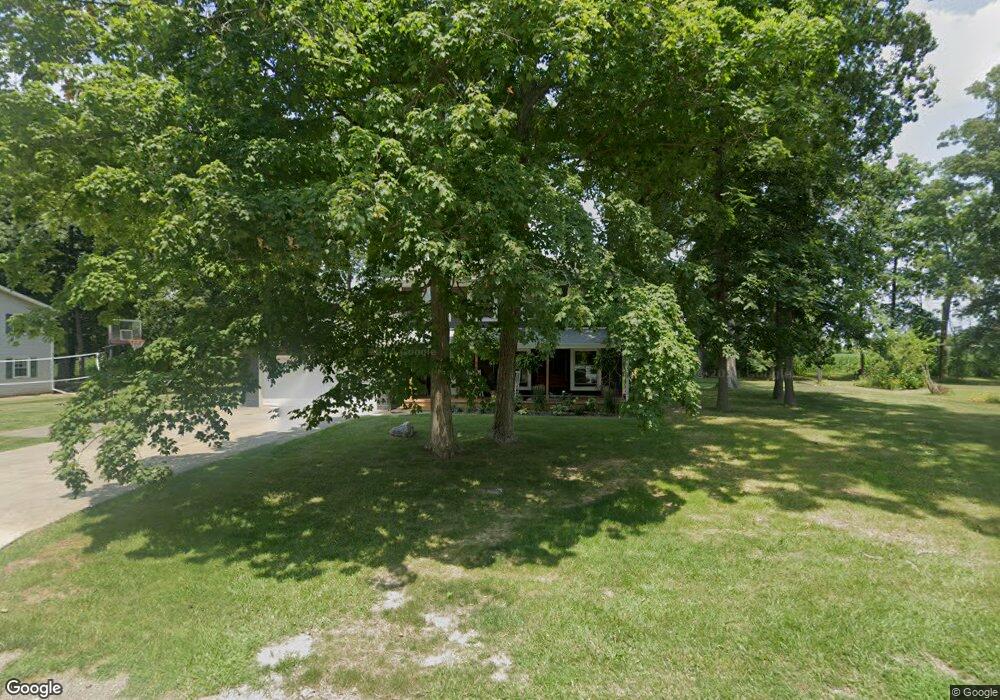 135 W Maple Dr, Decatur, IN 46733 - photo 1