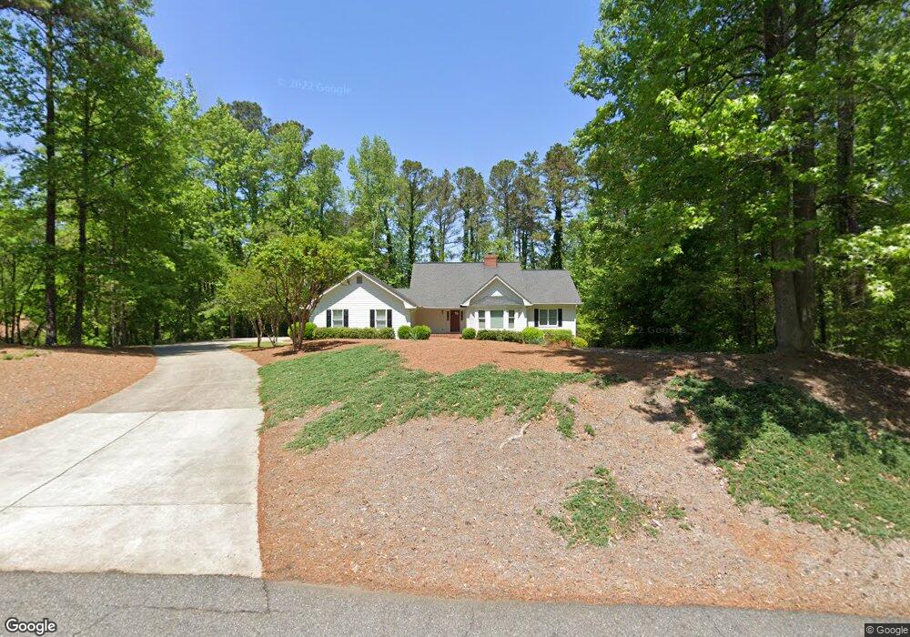 8 Hillcrest Dr, Winder, GA 30680 - photo 1