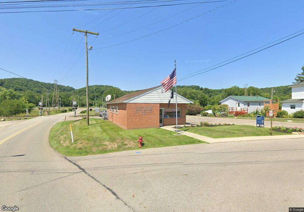 201 N Elm St, Sugar Grove, OH 43155 - photo 1