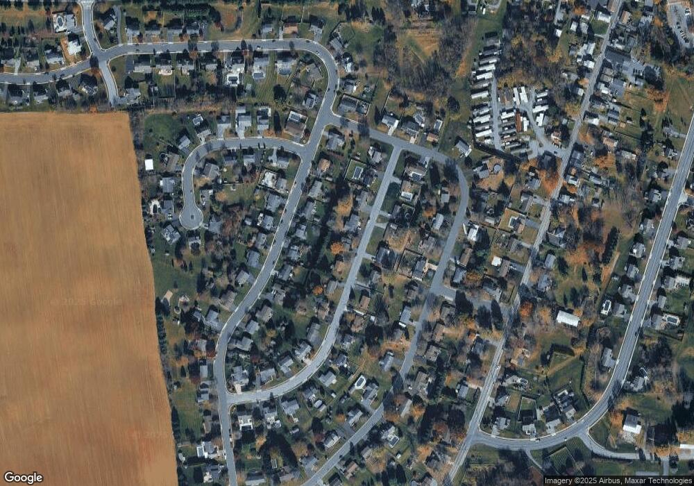 31 Stafford Dr, Palmyra, PA 17078 - photo 1