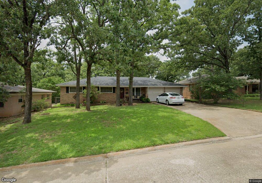 1225 S Perry Ave, Denison, TX 75020 - photo 1