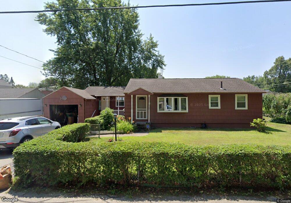 34 Intervale St, Nashua, NH 03064 - photo 1