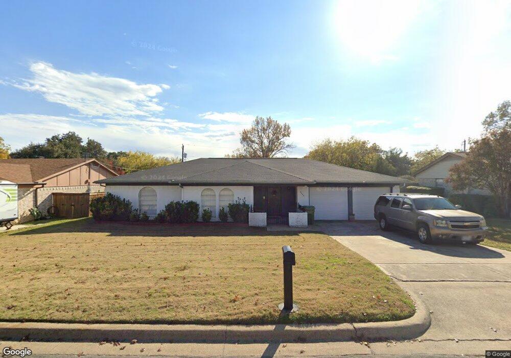 8420 Donna Dr, North Richland Hills, TX 76182 - photo 1