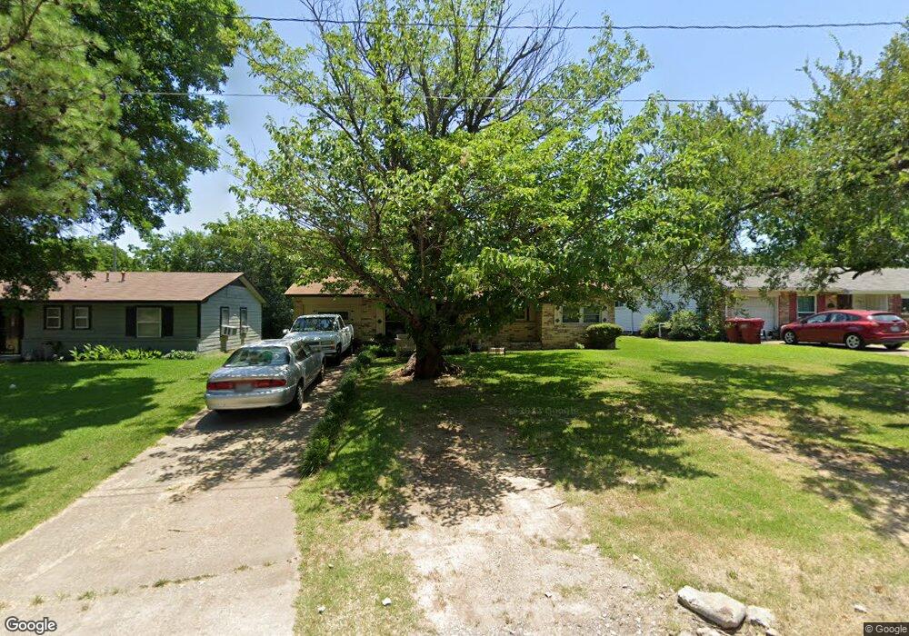 1516 Franklin Ave, Bonham, TX 75418 - photo 1