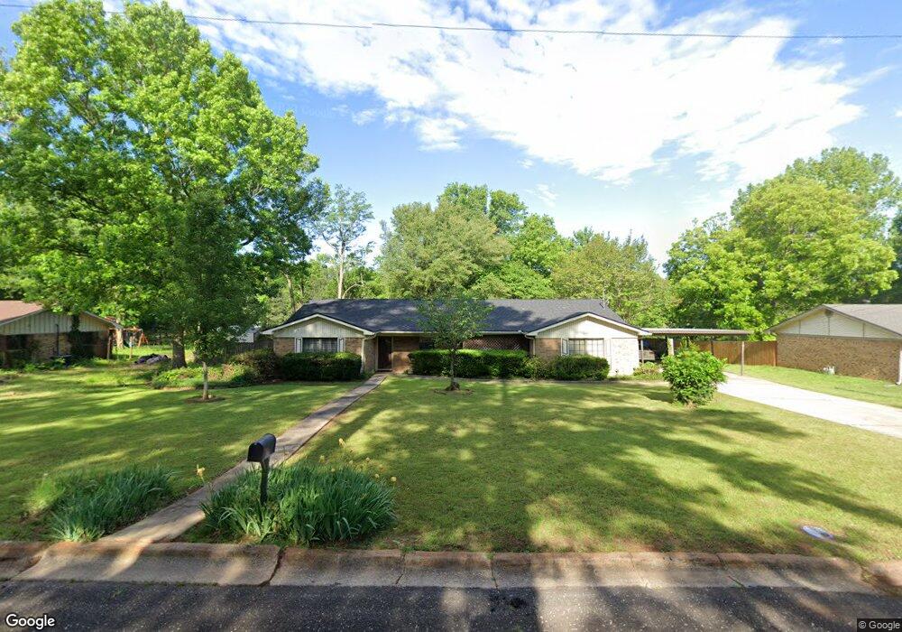 3305 Boettcher Dr, Kilgore, TX 75662 - photo 1