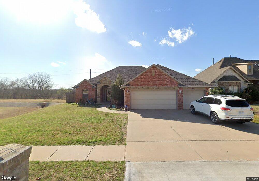 617 Kelsi Dr, Moore, OK 73160 - photo 1