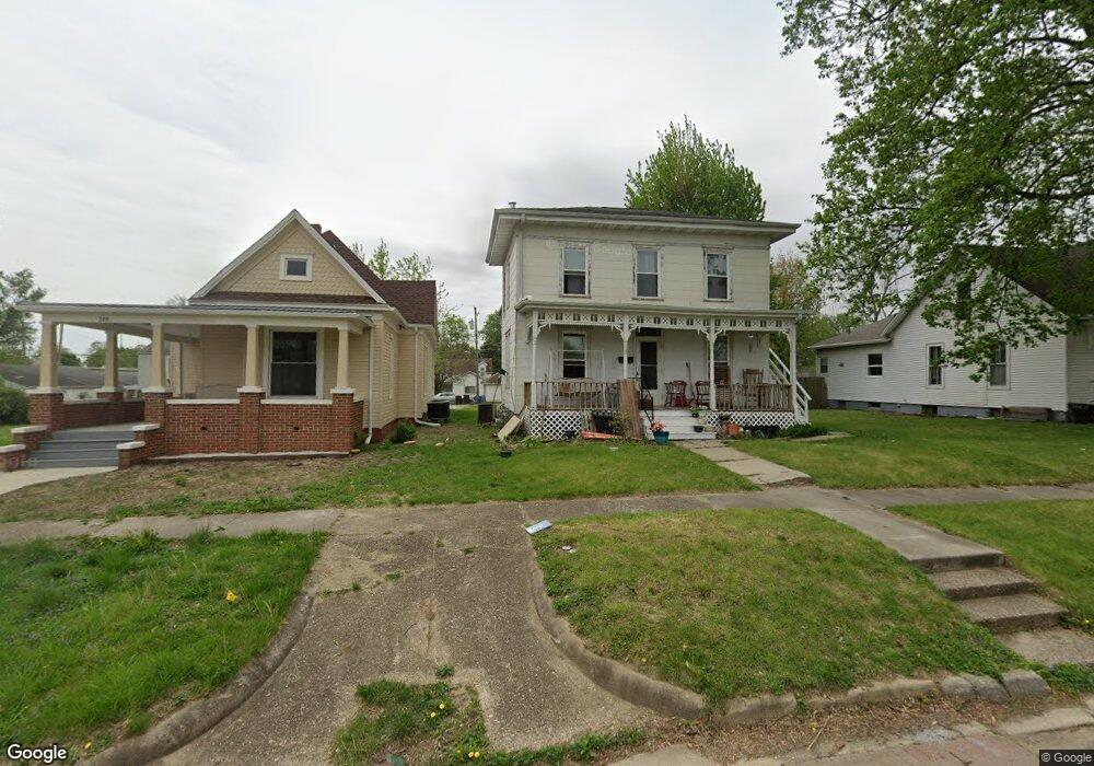 313 7th St, Lincoln, IL 62656 - photo 1