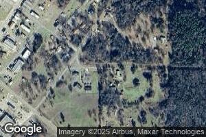 9 E Pine St, Clayton, OK 74536