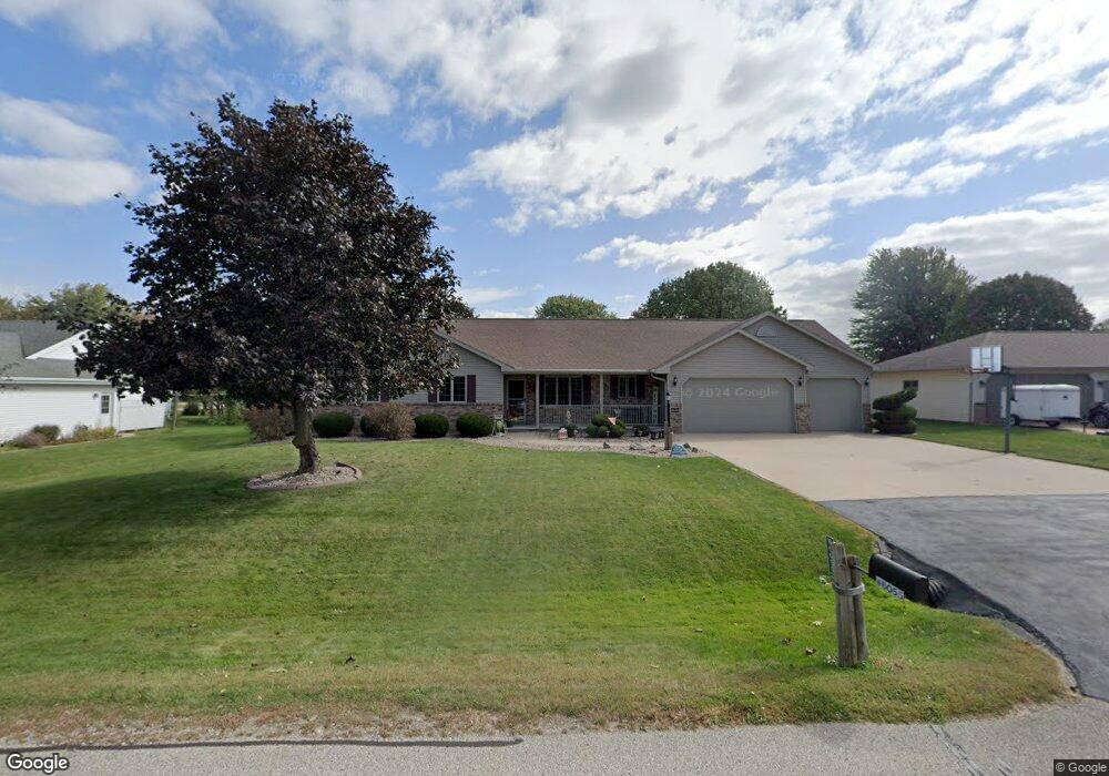 W6055 Golden Ct, Appleton, WI 54915 - photo 1