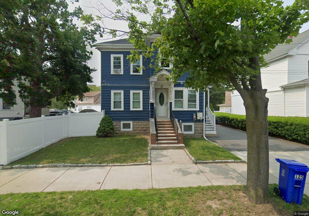 125 Lawrence St unit 1, Malden, MA 02148 - photo 1