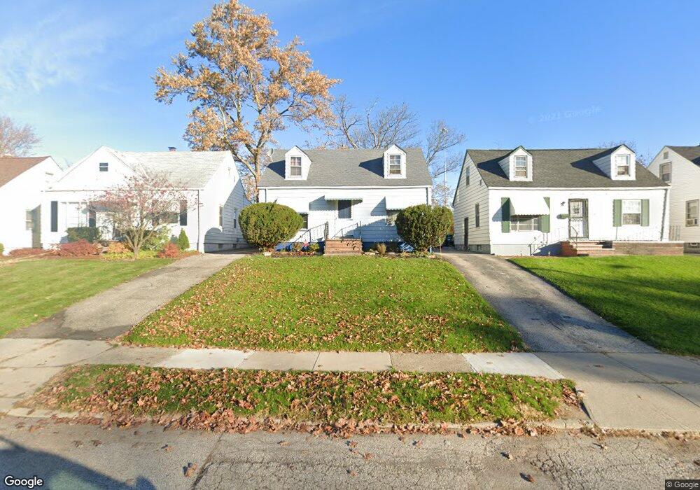 21417 Watson Rd, Maple Heights, OH 44137 - photo 1